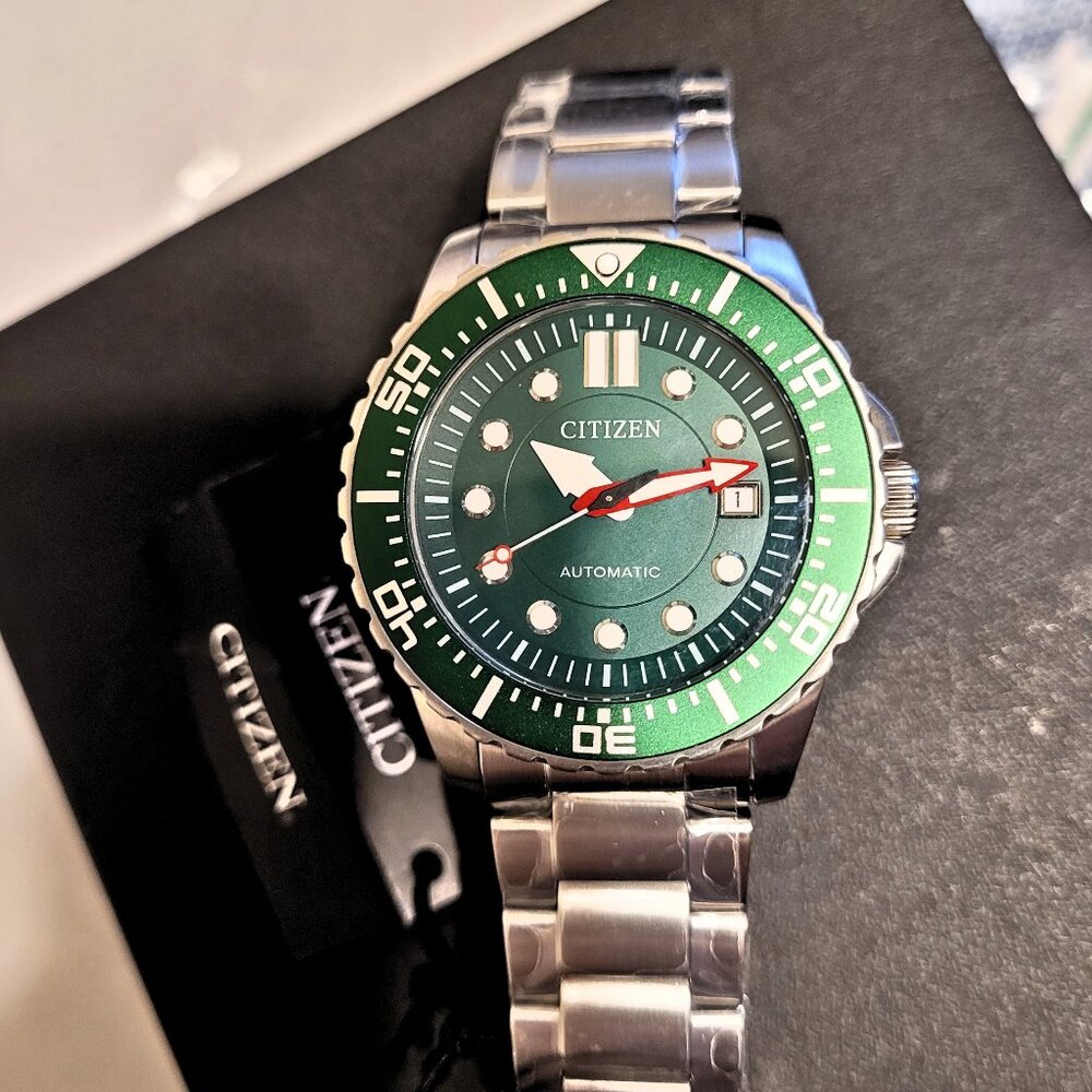 Citizen Men's Automatic Promaster Marine Sports Green Dial Watch - Picture 8 of 10